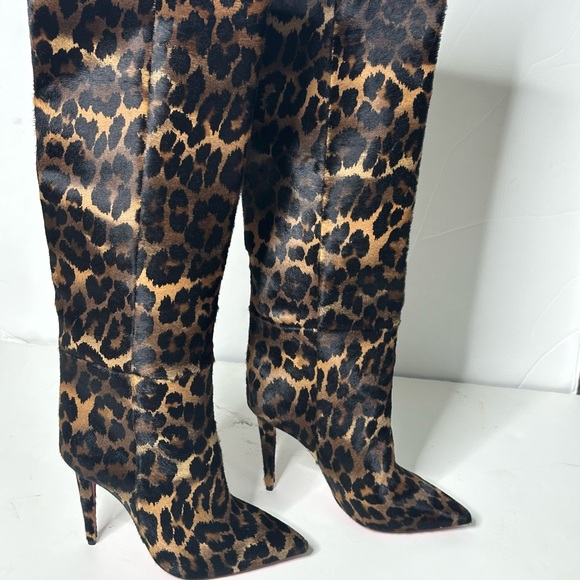 NWB Louboutin Astrilarge Botta 100 Leopard Print Pointed Toe Pony Boots 38.5 - Picture 2 of 15